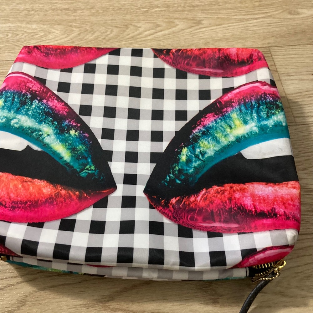 Cosmetic Bag Travel Case Large Multicolor Gingham Lip Print Good Organizer POUCH